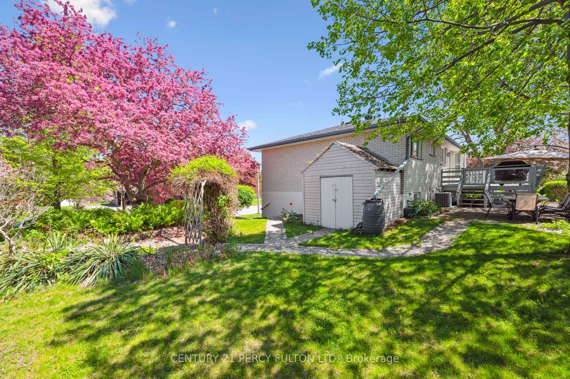 Photo 37 of 595 Northgate Avenue, Waterloo — HOMEH