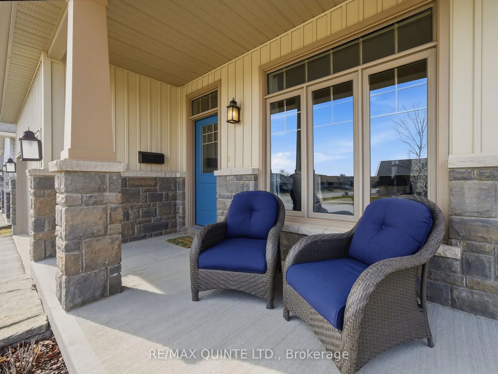 Photo 4 of 18 Deacon Place, Belleville, Belleville Ward — HOMEH
