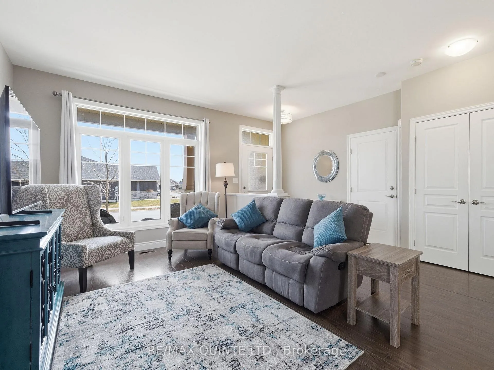 Photo 9 of 18 Deacon Place, Belleville, Belleville Ward — HOMEH
