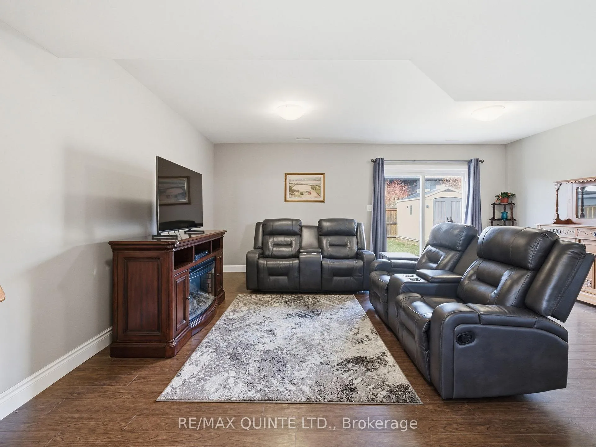 Photo 34 of 18 Deacon Place, Belleville, Belleville Ward — HOMEH
