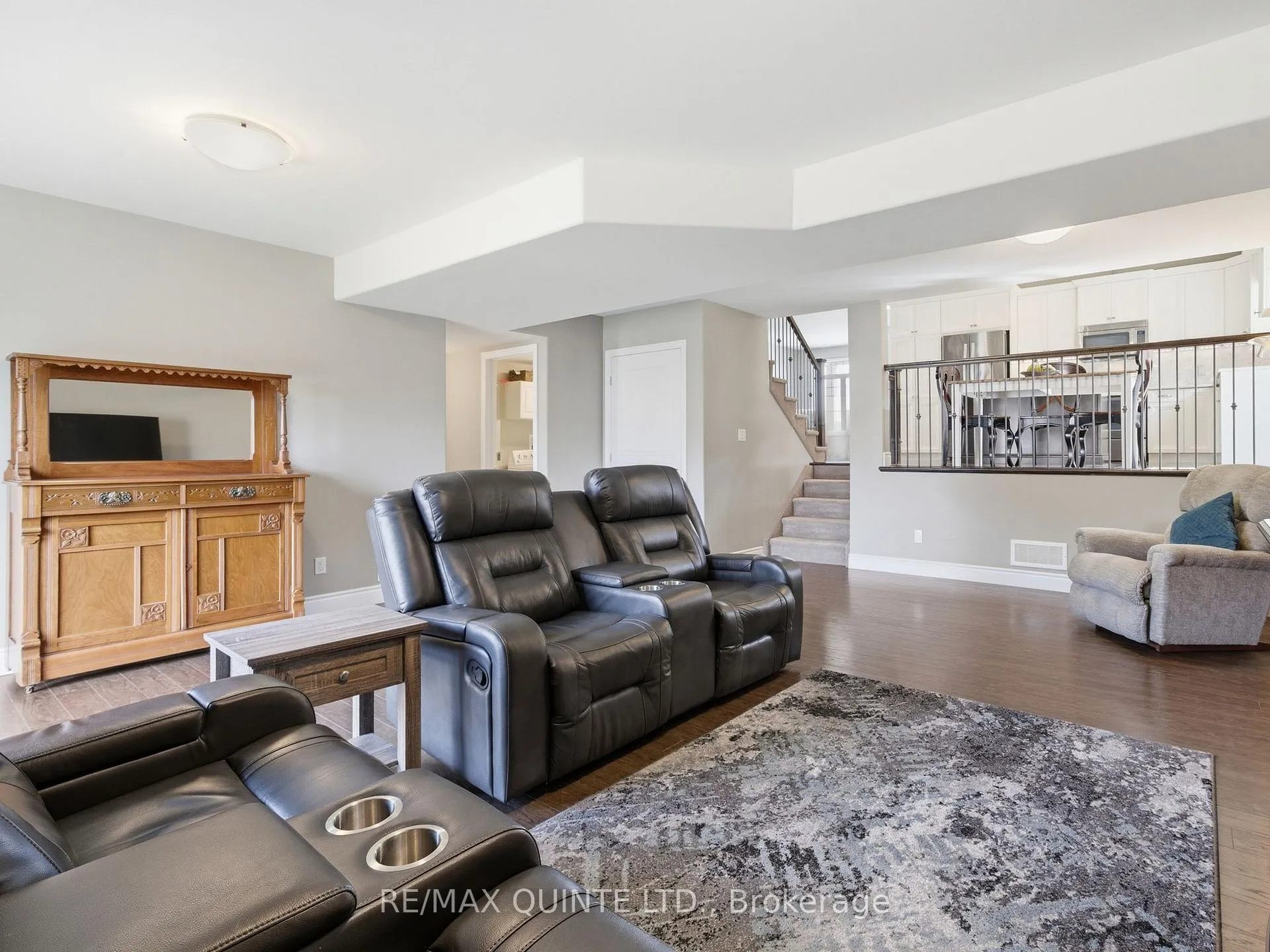 Photo 35 of 18 Deacon Place, Belleville, Belleville Ward — HOMEH