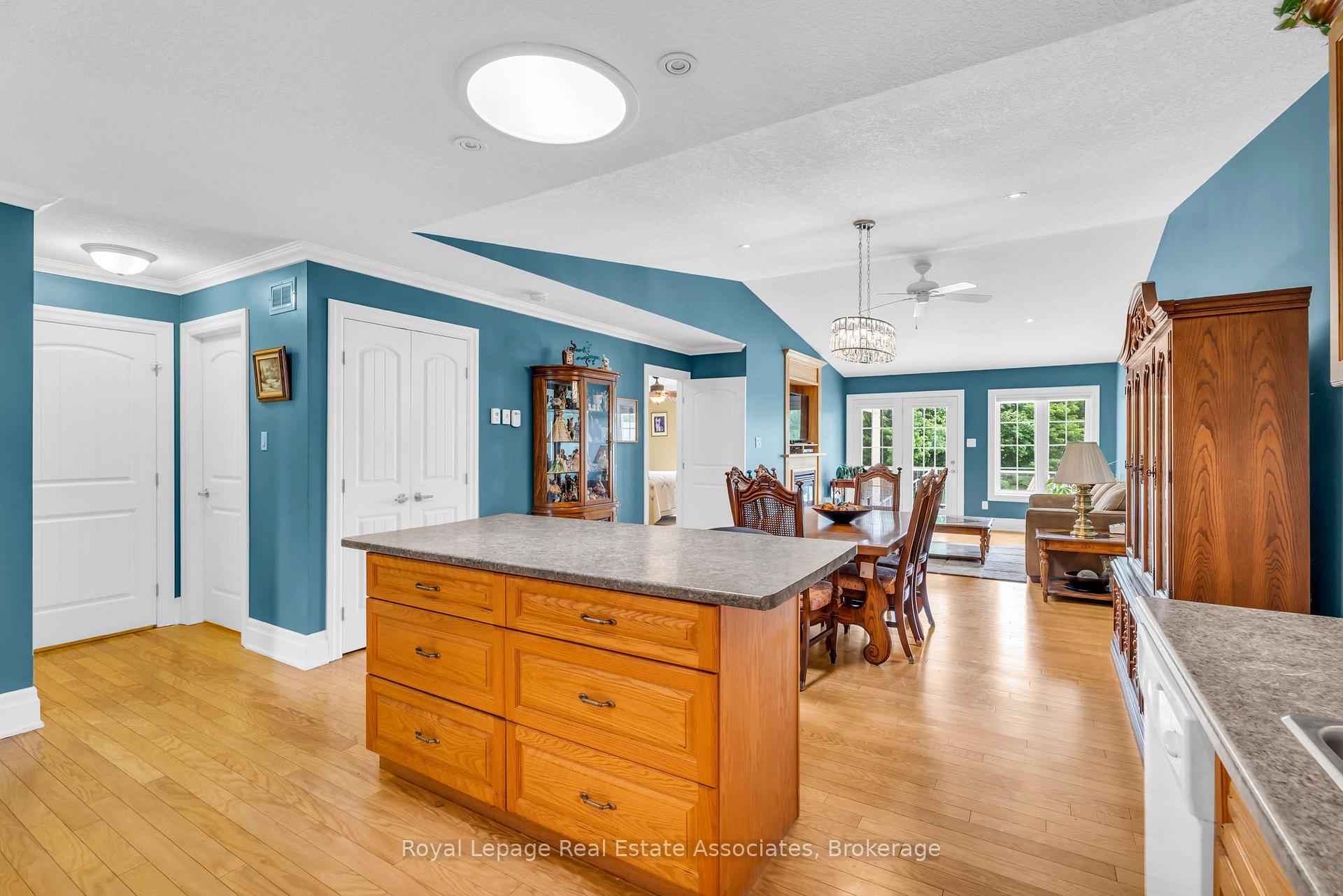Photo 15 of 117 Greenway Drive, Wasaga Beach — HOMEH