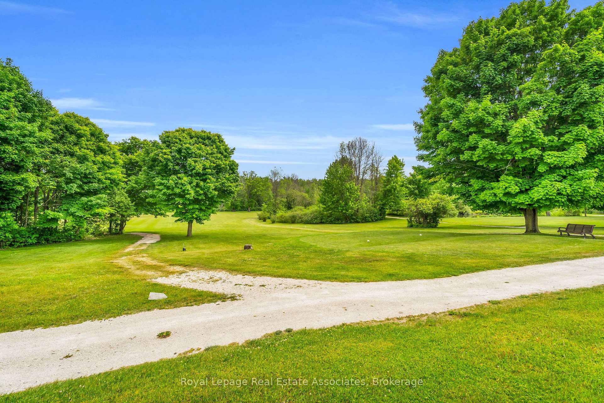 Photo 33 of 117 Greenway Drive, Wasaga Beach — HOMEH