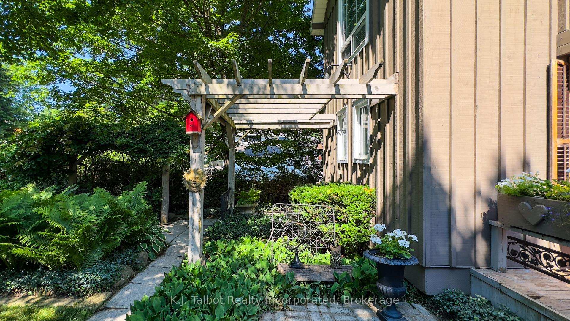 Photo 48 of 3 David Street E, Bluewater, Bayfield — HOMEH