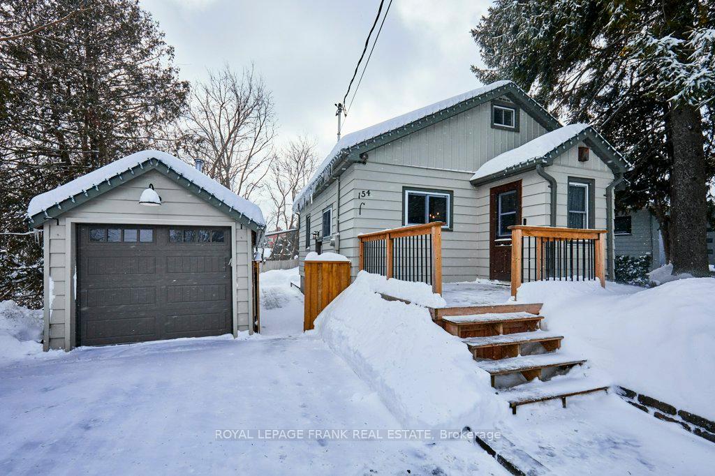 Photo 1 of 154 Victoria Drive, Uxbridge — HOMEH
