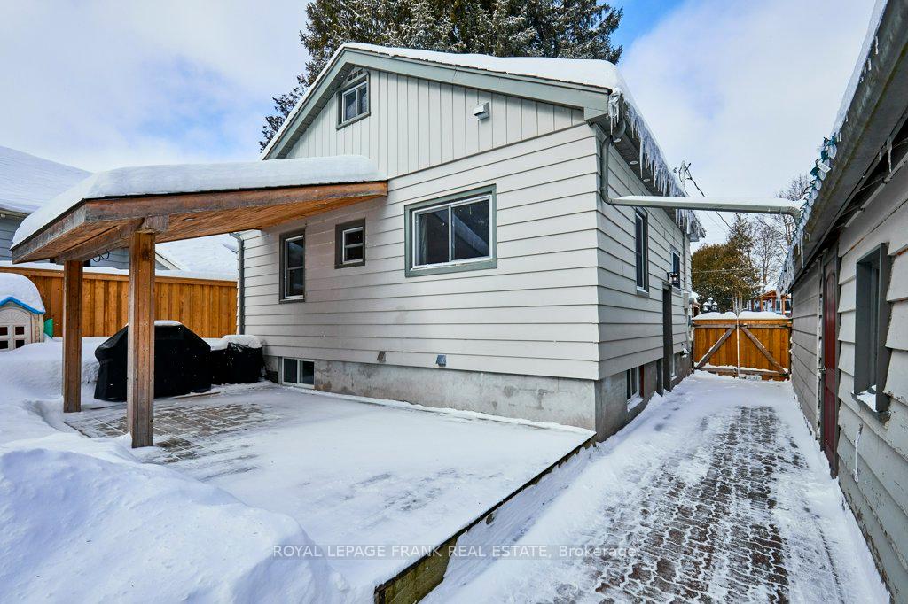 Photo 7 of 154 Victoria Drive, Uxbridge — HOMEH