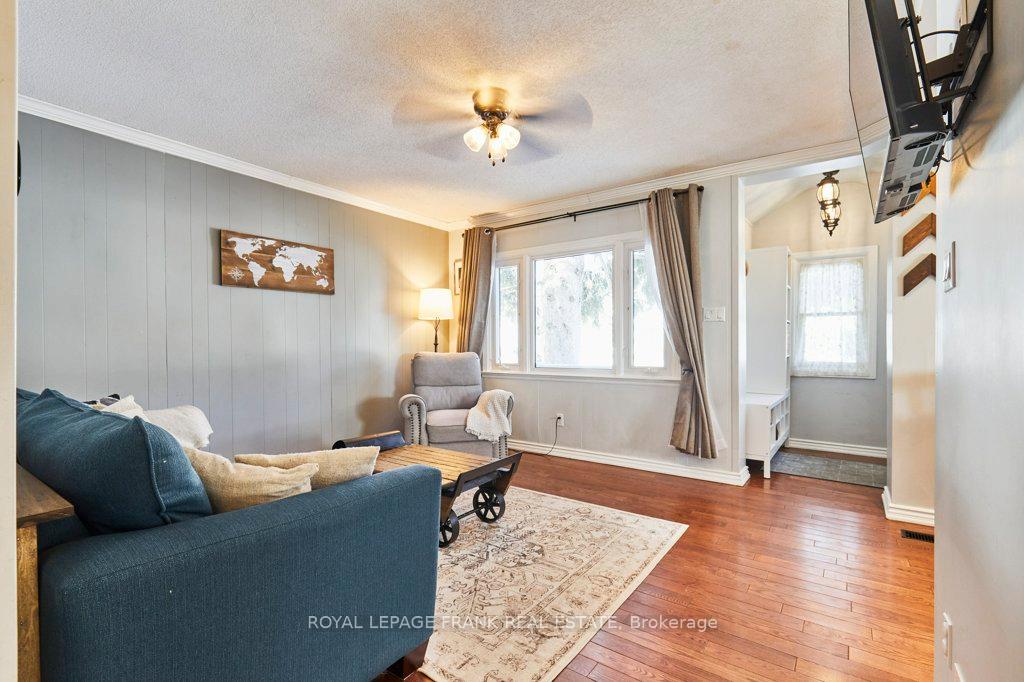 Photo 18 of 154 Victoria Drive, Uxbridge — HOMEH