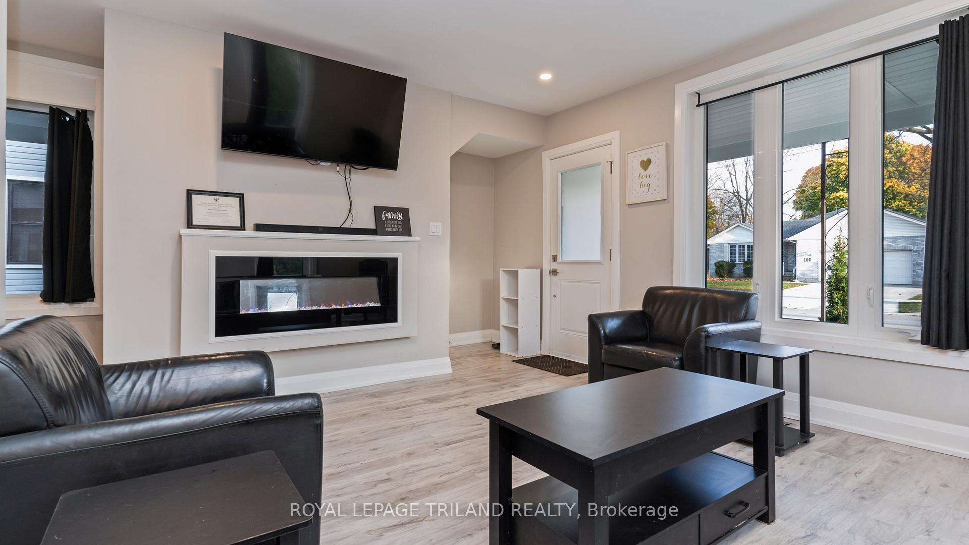 Photo 7 of 185 Queen Street, West Elgin, Rodney — HOMEH