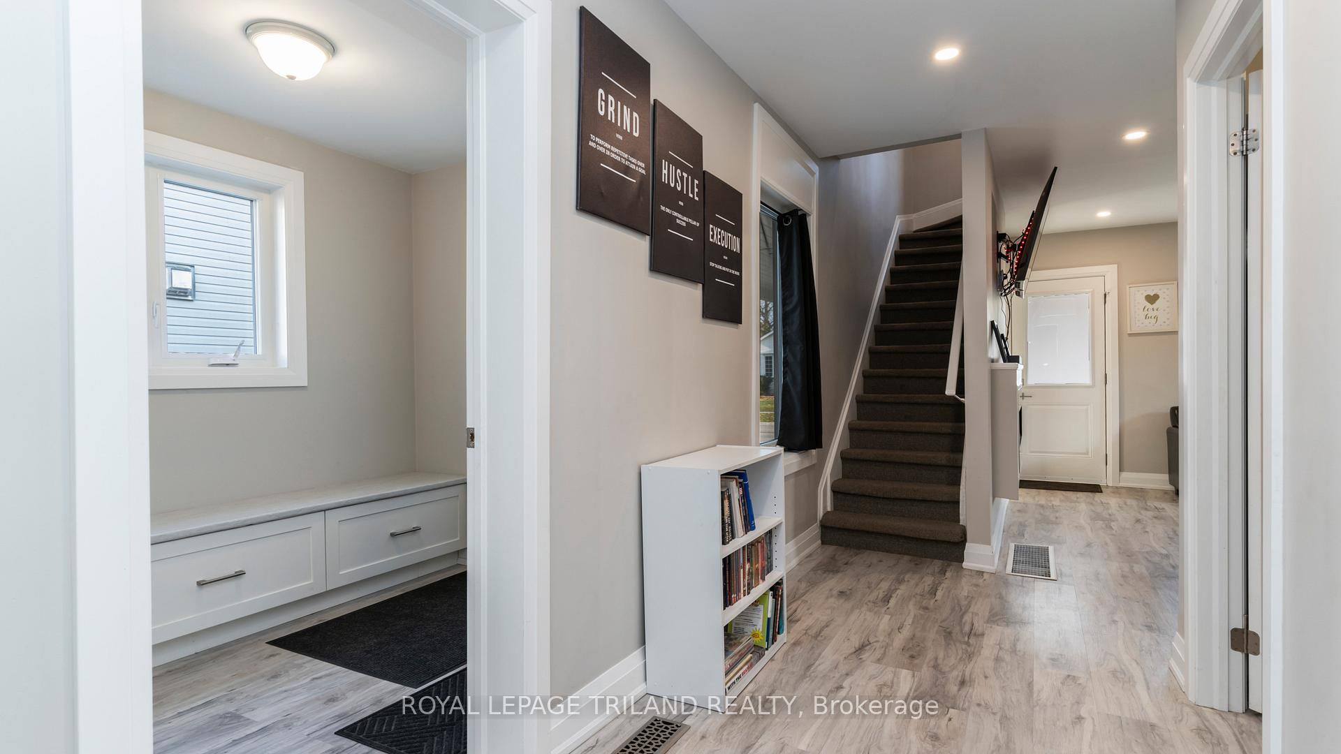 Photo 8 of 185 Queen Street, West Elgin, Rodney — HOMEH