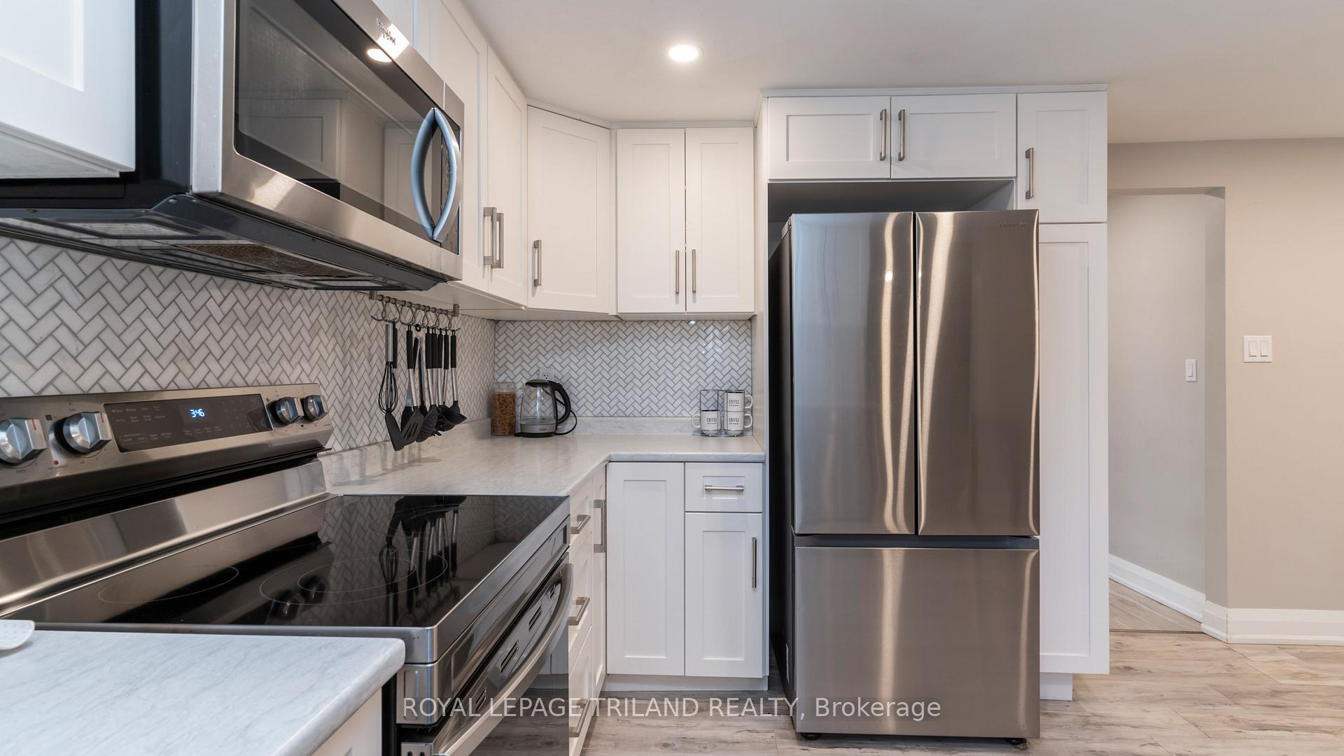 Photo 12 of 185 Queen Street, West Elgin, Rodney — HOMEH