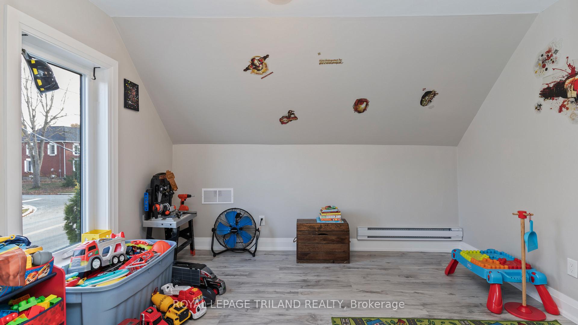 Photo 19 of 185 Queen Street, West Elgin, Rodney — HOMEH