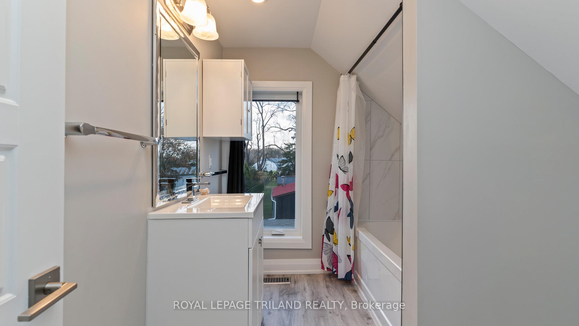 Photo 21 of 185 Queen Street, West Elgin, Rodney — HOMEH