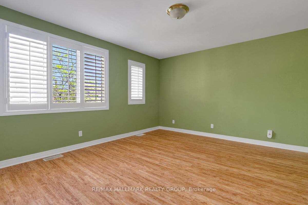 Photo 12 of 10 Sonata Place, Ottawa, Riverview Park — HOMEH