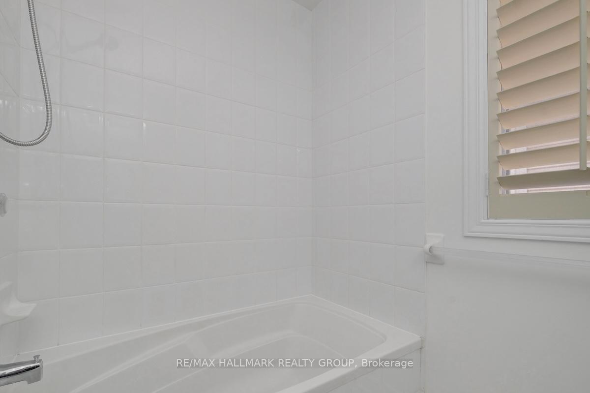 Photo 16 of 10 Sonata Place, Ottawa, Riverview Park — HOMEH