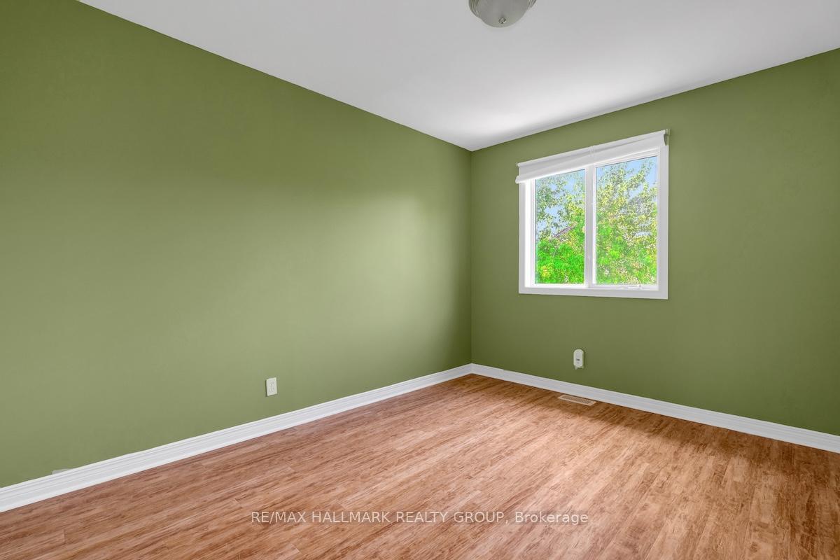 Photo 20 of 10 Sonata Place, Ottawa, Riverview Park — HOMEH