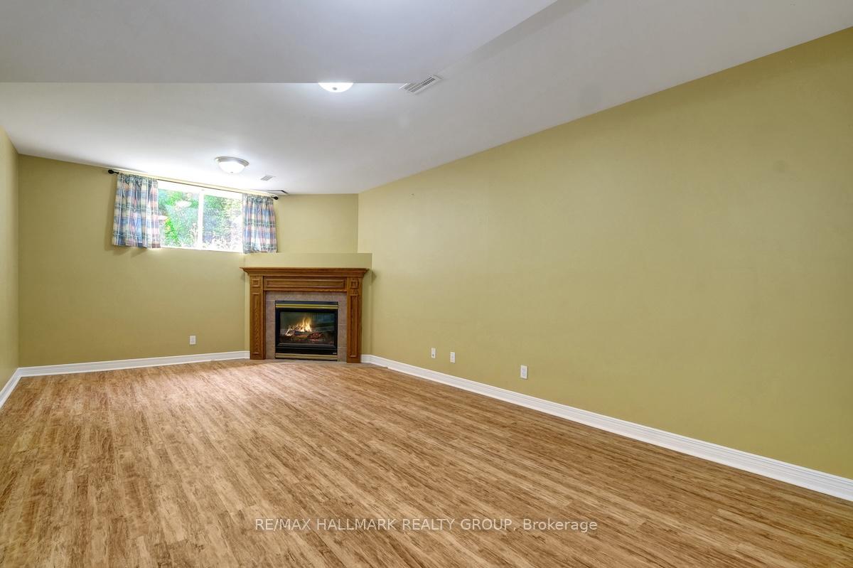 Photo 22 of 10 Sonata Place, Ottawa, Riverview Park — HOMEH