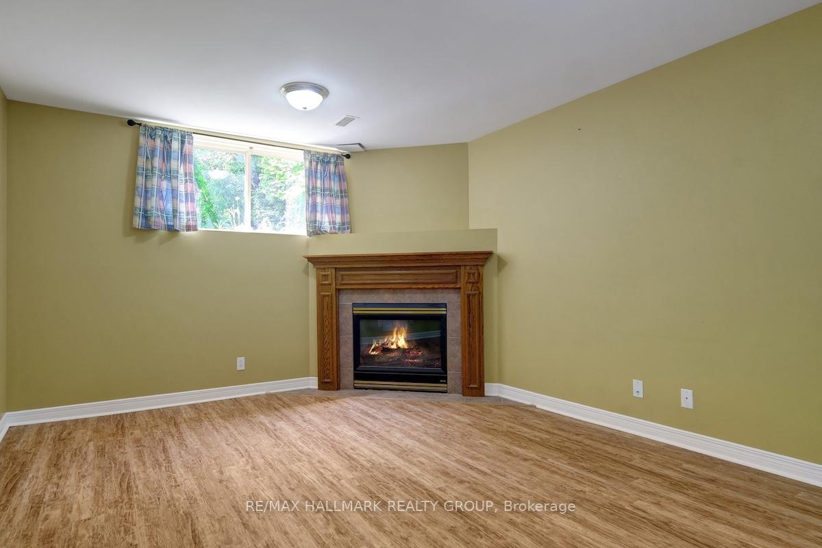 Photo 24 of 10 Sonata Place, Ottawa, Riverview Park — HOMEH