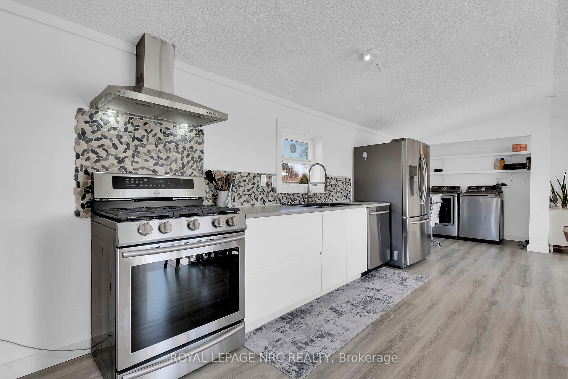 Photo 12 of Unit 17, 43969 #3 Highway, Wainfleet, Marshville/Winger — HOMEH