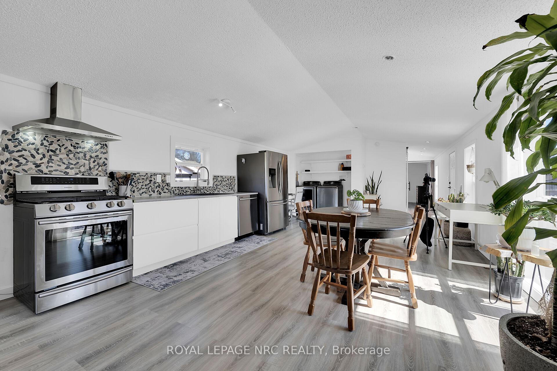 Photo 14 of Unit 17, 43969 #3 Highway, Wainfleet, Marshville/Winger — HOMEH