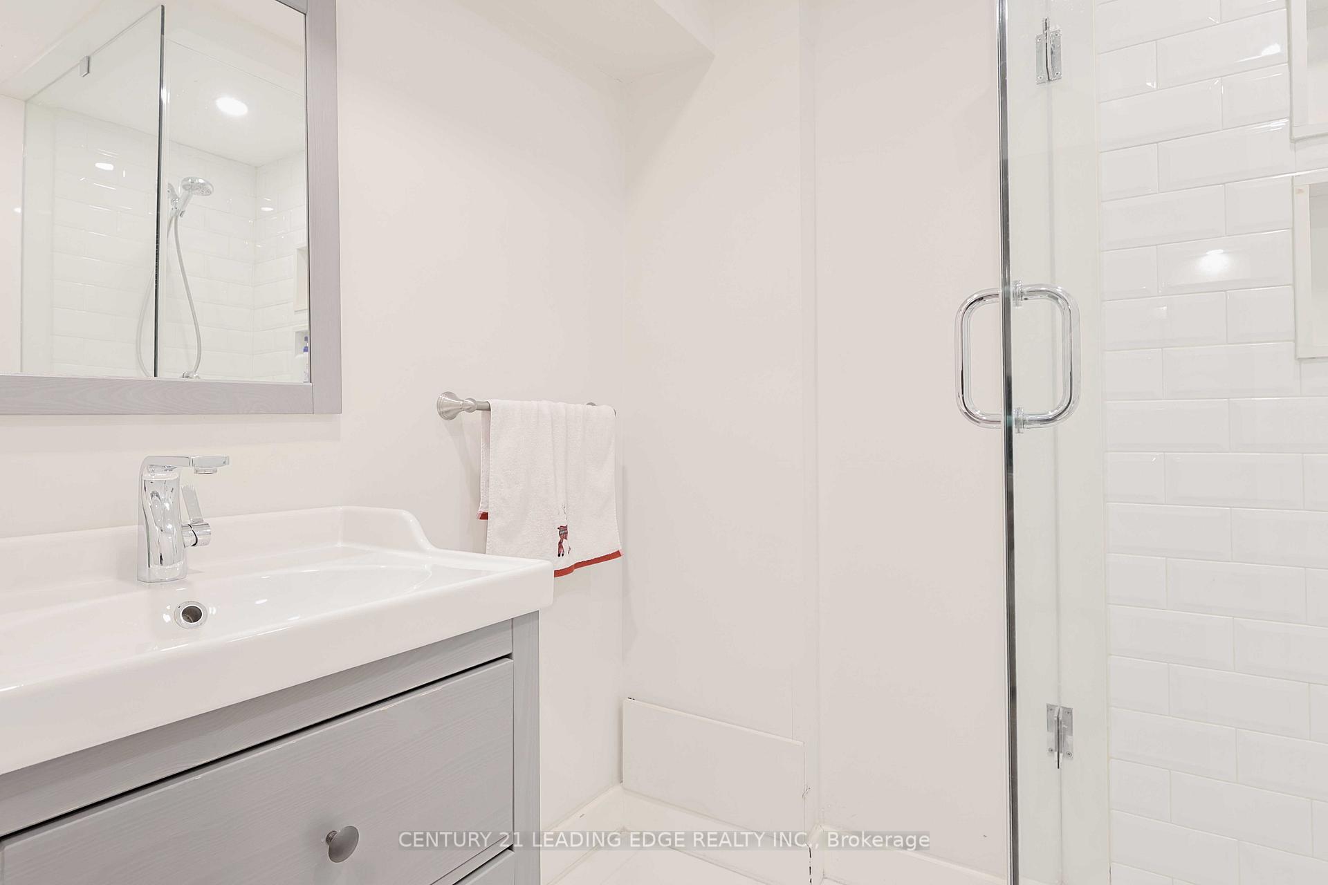 Photo 28 of 28 Sylwood Crescent, Vaughan, Maple — HOMEH