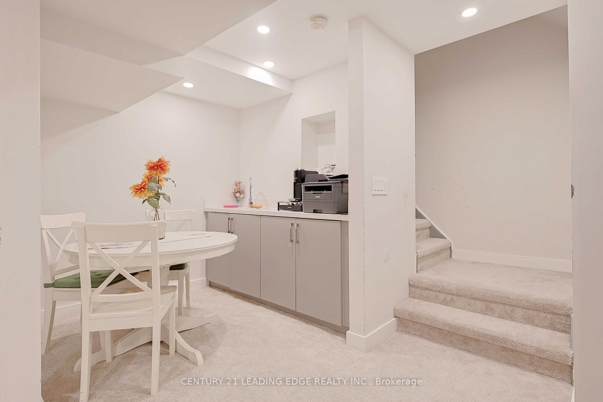Photo 30 of 28 Sylwood Crescent, Vaughan, Maple — HOMEH
