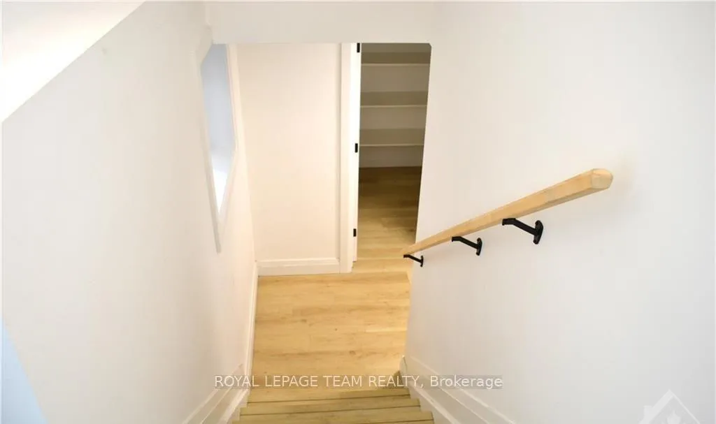 Photo 3 of Unit 3, 503 Athlone Avenue, Ottawa, Westboro/Hampton Park — HOMEH