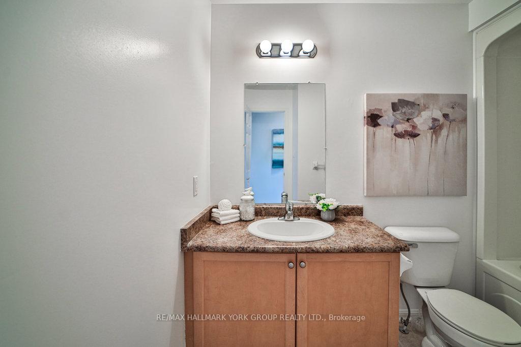 Photo 30 of 10 Meadow's End Crescent, Uxbridge — HOMEH