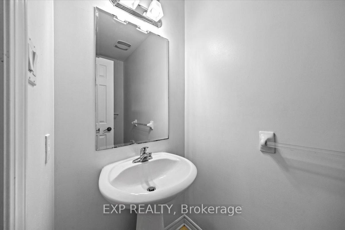 Photo 3 of 264 Bradwell Way, Ottawa, Blossom Park/Kemp Park/Findlay Creek — HOMEH