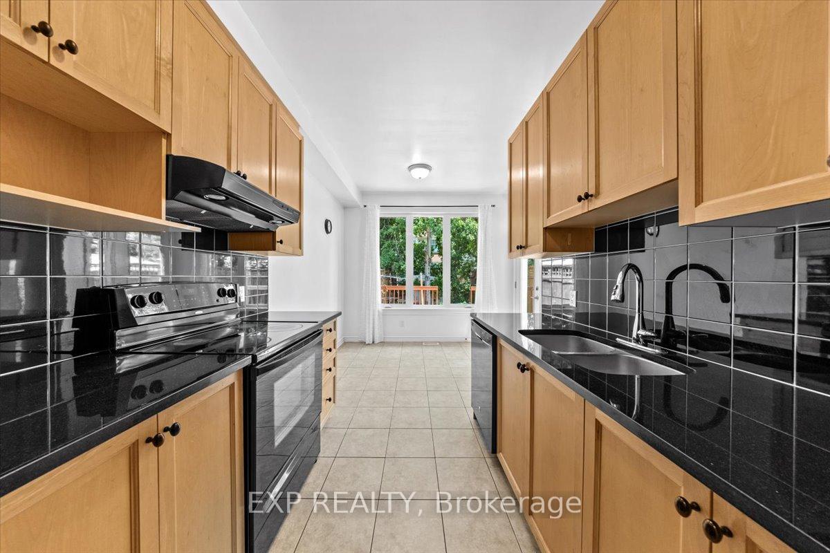 Photo 18 of 264 Bradwell Way, Ottawa, Blossom Park/Kemp Park/Findlay Creek — HOMEH