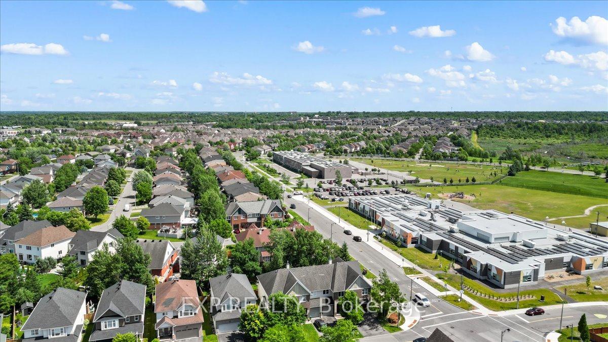 Photo 38 of 264 Bradwell Way, Ottawa, Blossom Park/Kemp Park/Findlay Creek — HOMEH