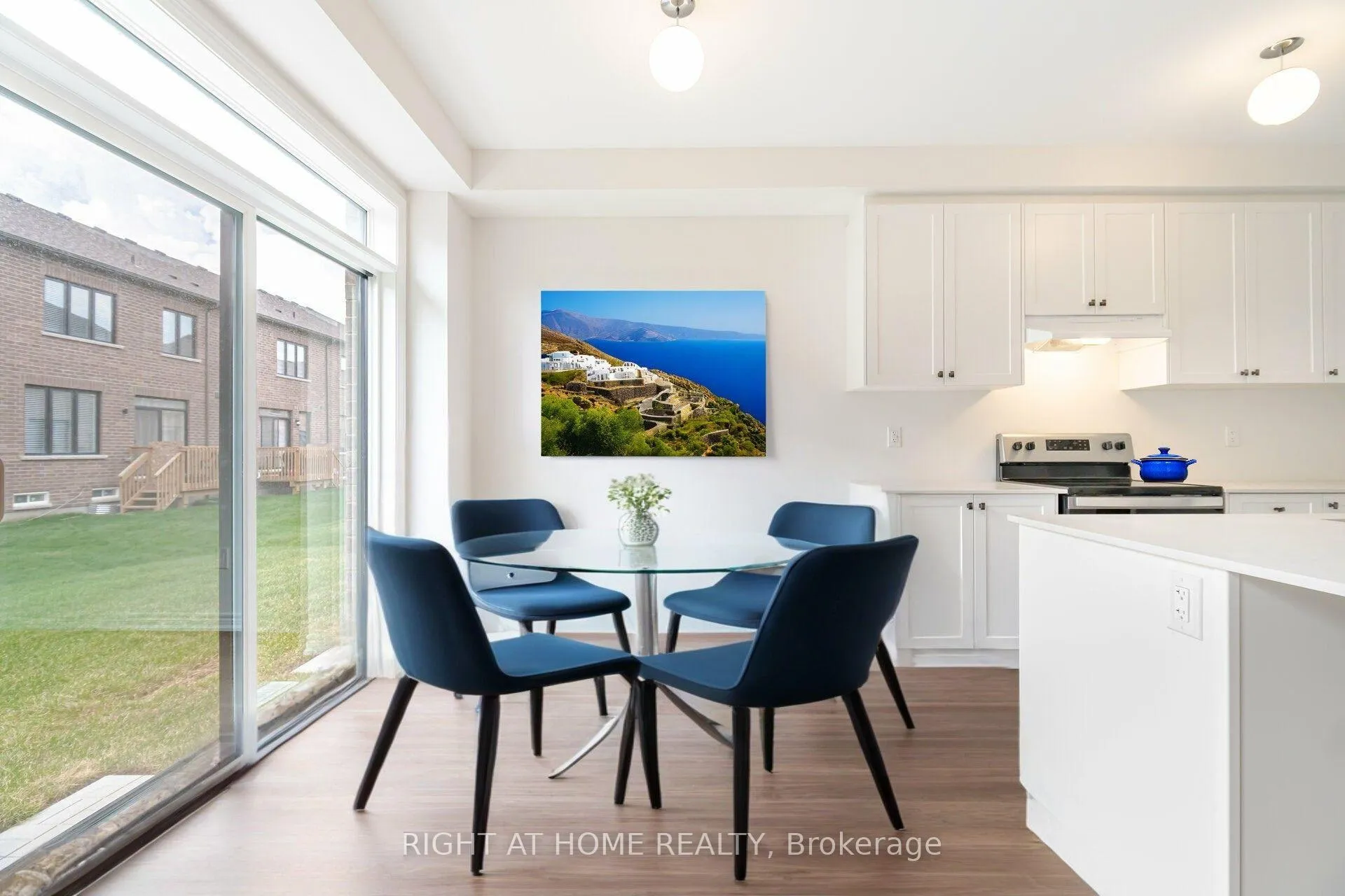 Photo 12 of 77 Singhampton Road, Vaughan, Kleinburg — HOMEH