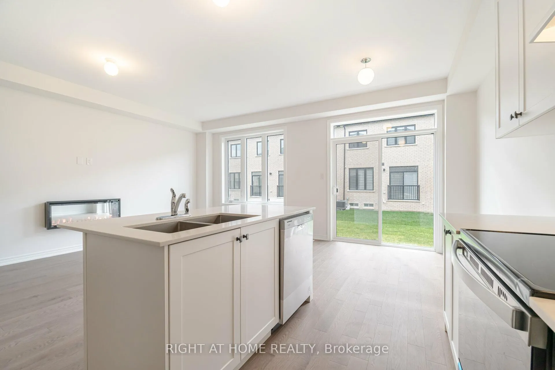 Photo 14 of 77 Singhampton Road, Vaughan, Kleinburg — HOMEH