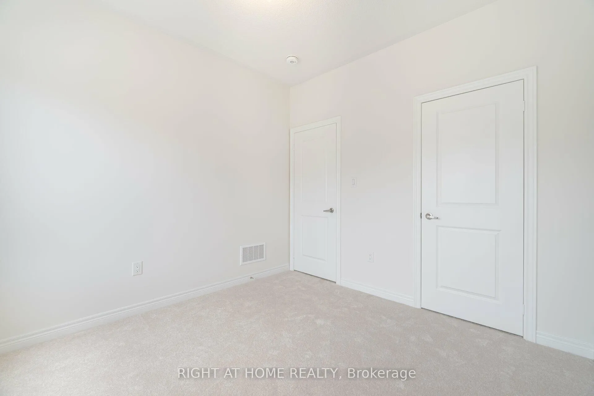 Photo 31 of 77 Singhampton Road, Vaughan, Kleinburg — HOMEH