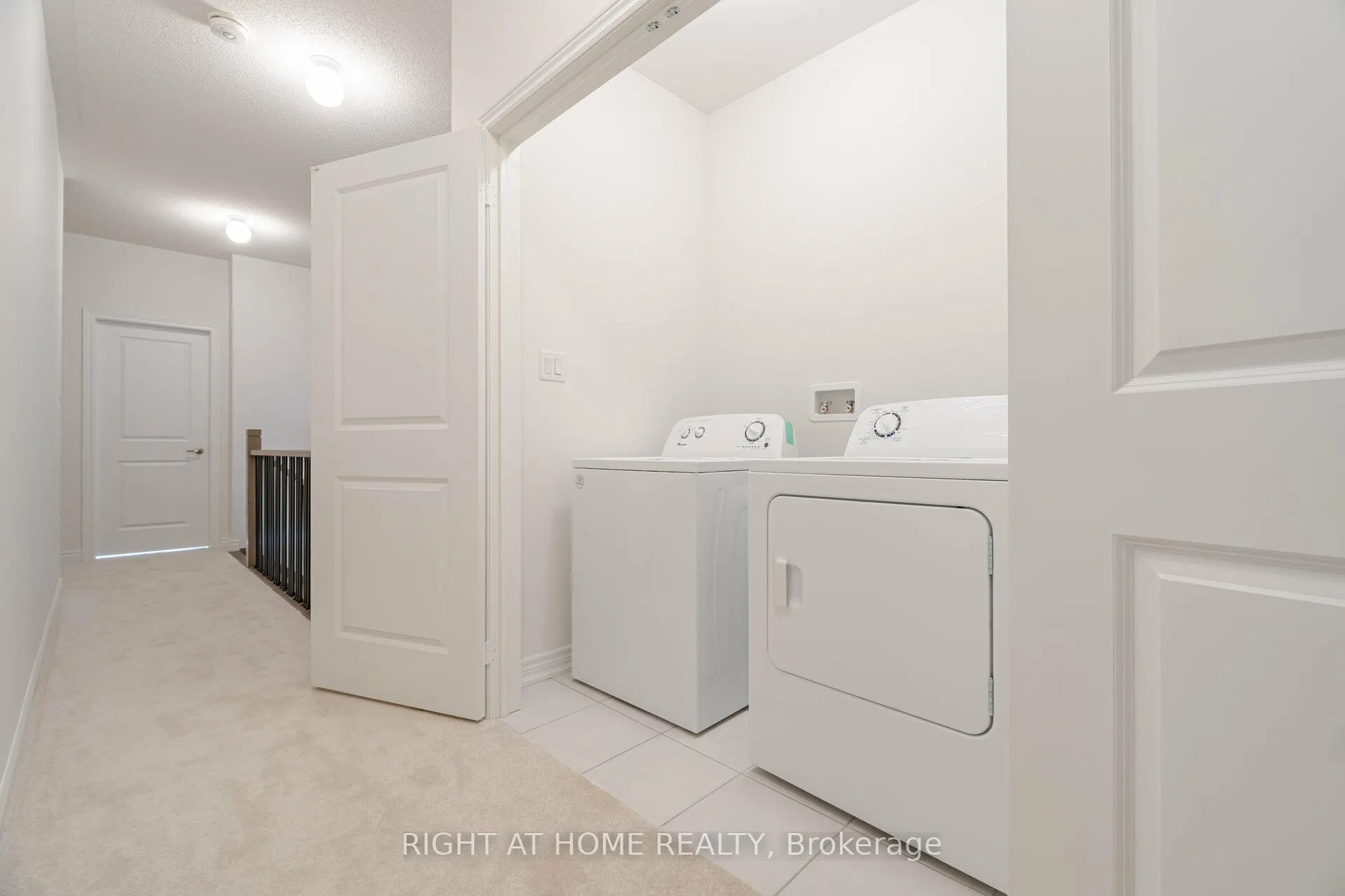 Photo 39 of 77 Singhampton Road, Vaughan, Kleinburg — HOMEH
