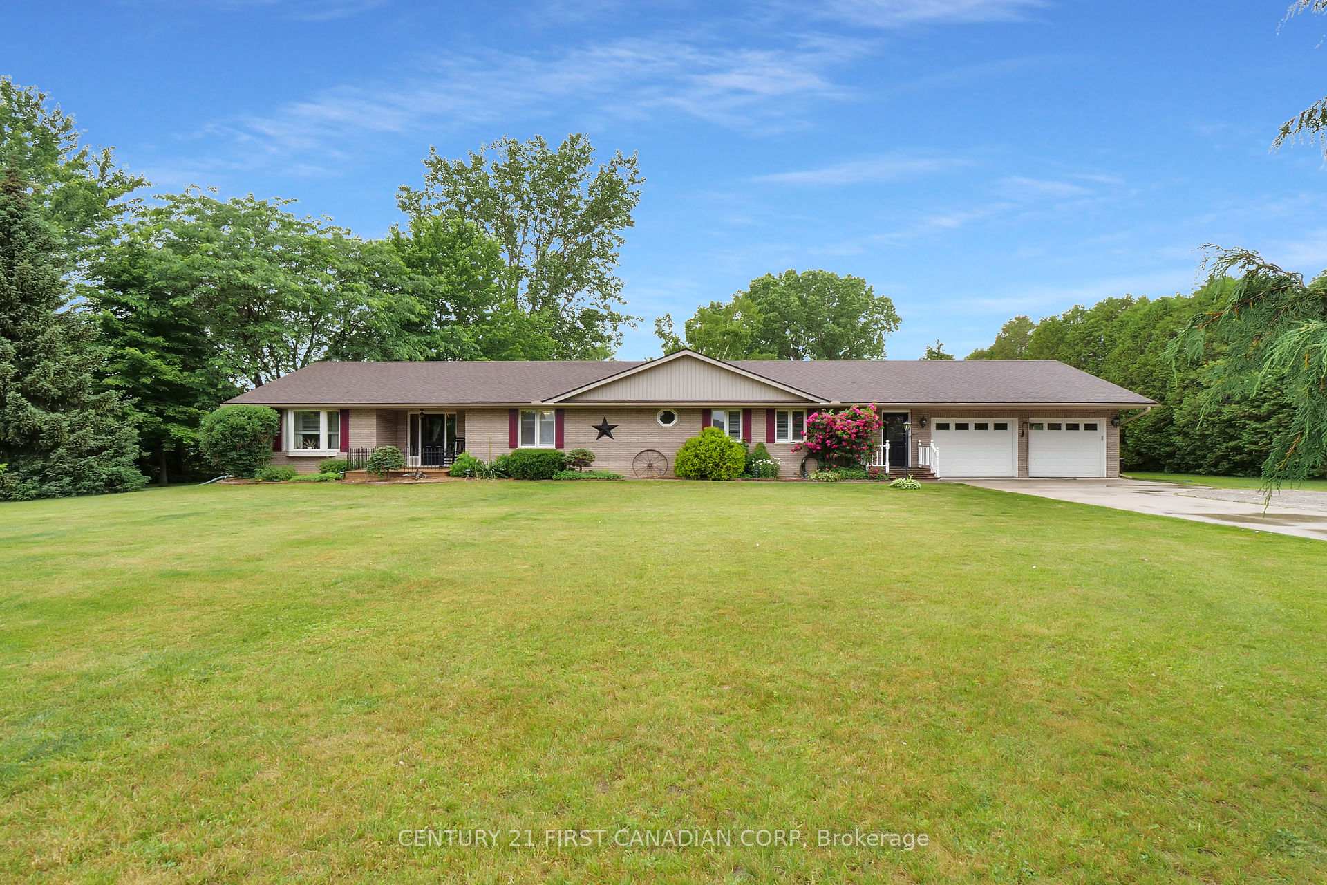 Photo 2 of 25510 Silver Clay Line, West Elgin, Rural West Elgin — HOMEH