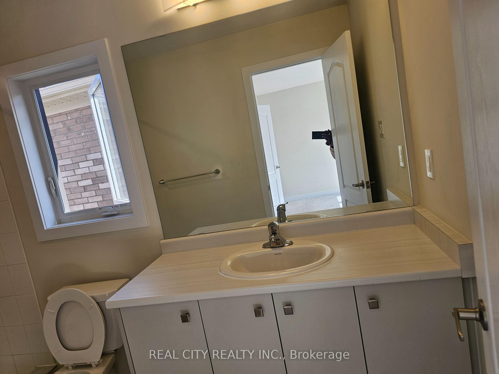 Photo 34 of 15 Rudder Road, Welland, Dain City — HOMEH