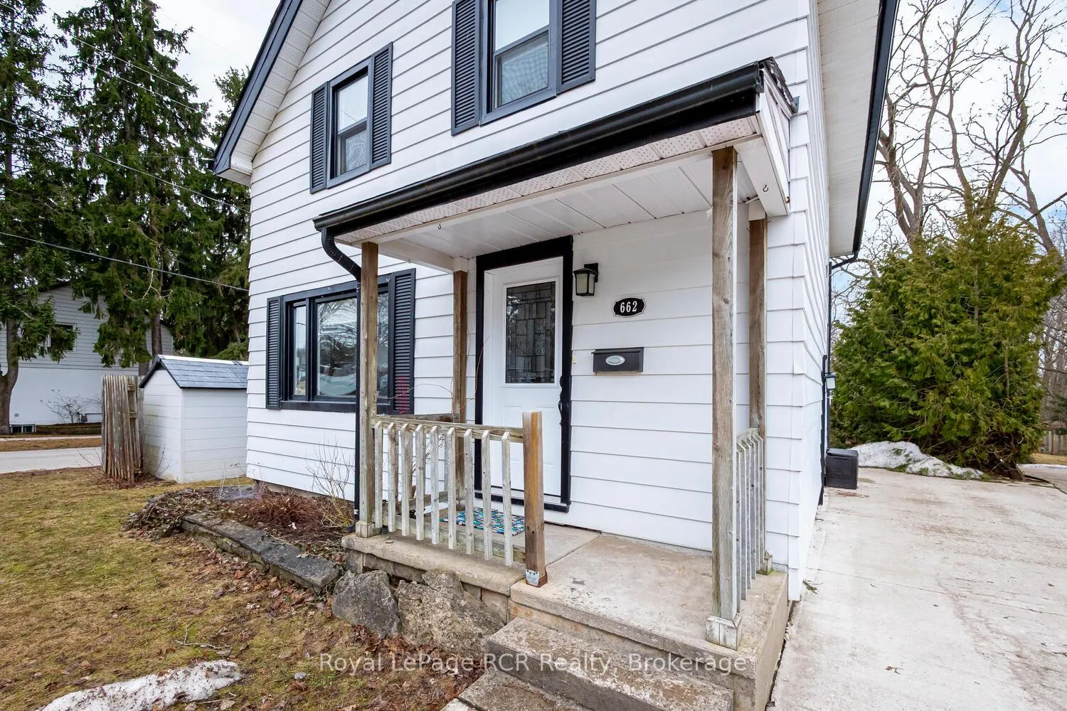 Photo 4 of 662 7th Avenue E, Owen Sound — HOMEH
