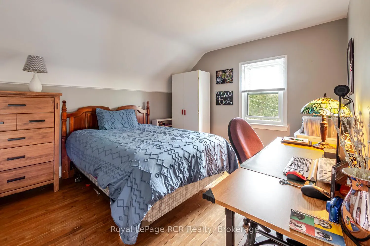 Photo 23 of 662 7th Avenue E, Owen Sound — HOMEH
