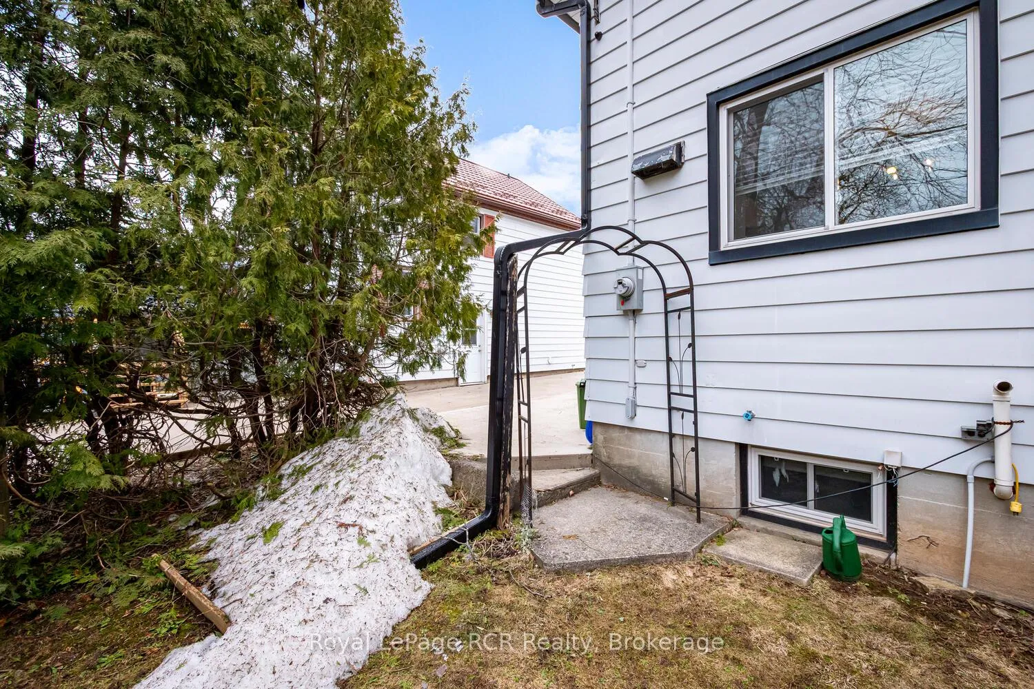 Photo 36 of 662 7th Avenue E, Owen Sound — HOMEH