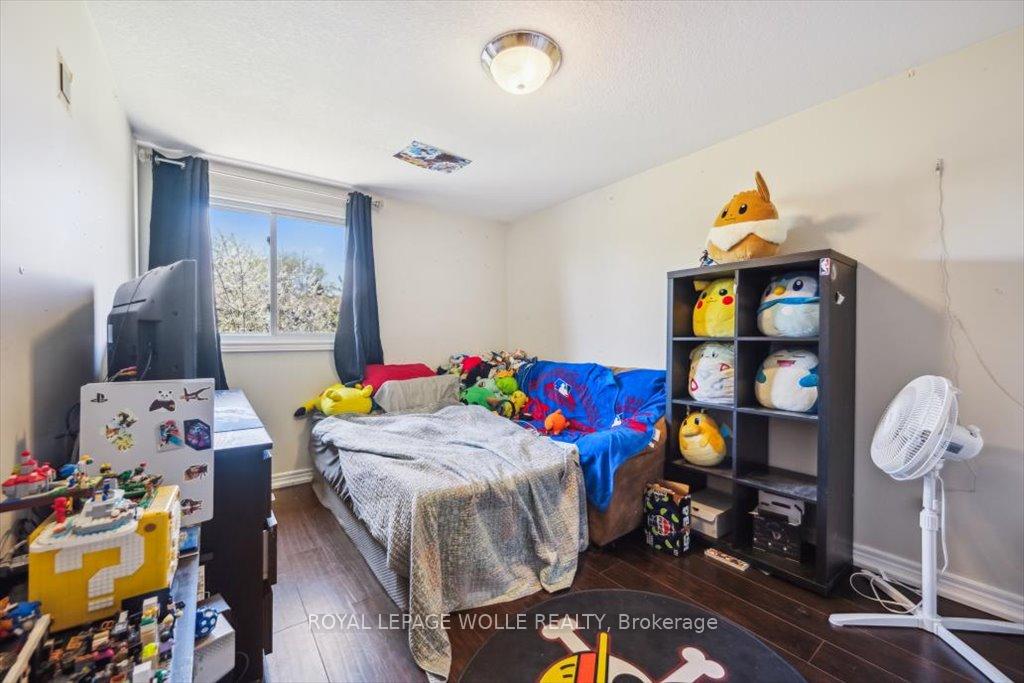 Photo 23 of Unit A, 421 Bairstow Crescent, Waterloo — HOMEH