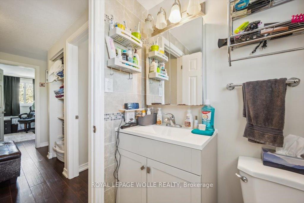 Photo 28 of Unit A, 421 Bairstow Crescent, Waterloo — HOMEH