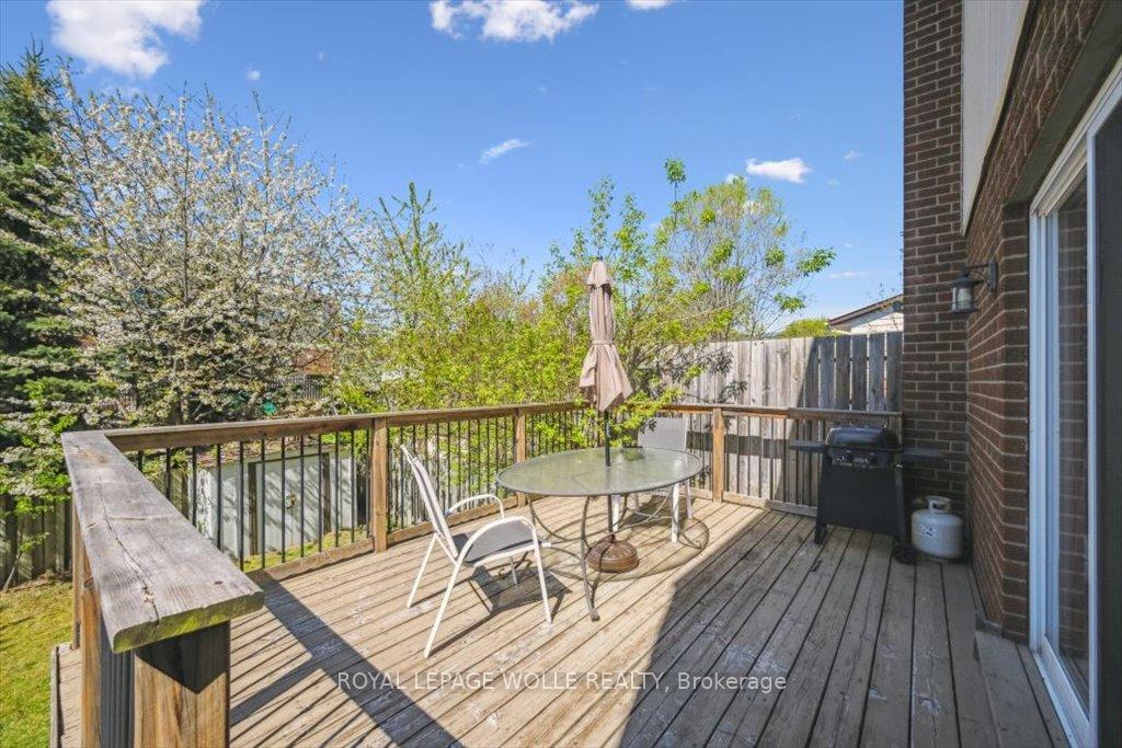 Photo 30 of Unit A, 421 Bairstow Crescent, Waterloo — HOMEH