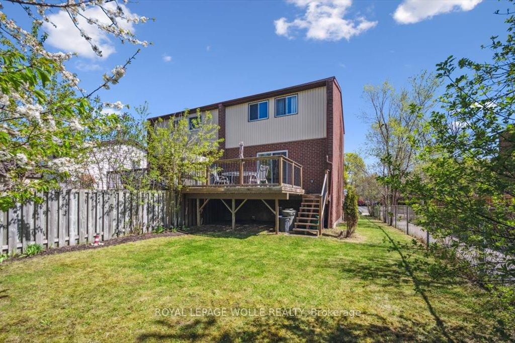 Photo 34 of Unit A, 421 Bairstow Crescent, Waterloo — HOMEH