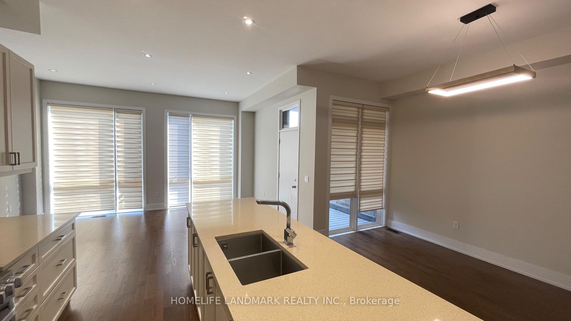 Photo 12 of 35 Thorncrest Drive, Vaughan, Patterson — HOMEH