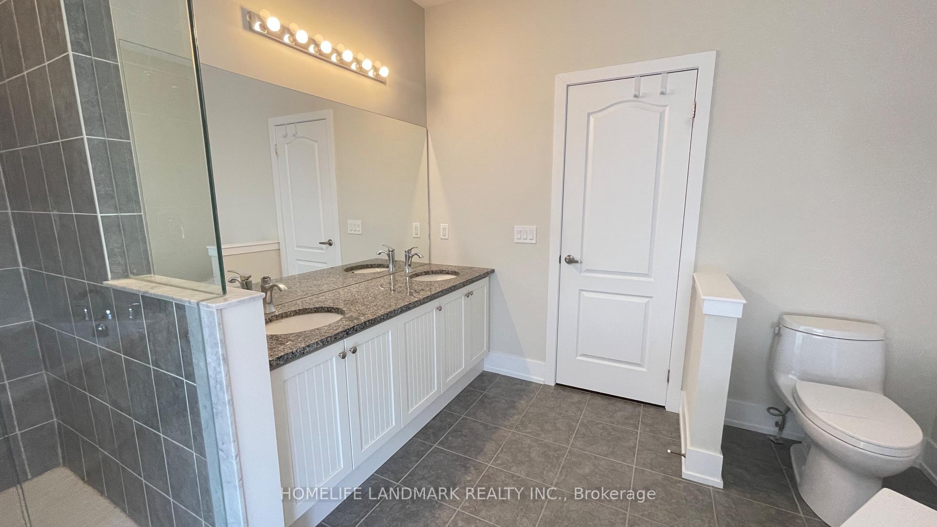 Photo 21 of 35 Thorncrest Drive, Vaughan, Patterson — HOMEH
