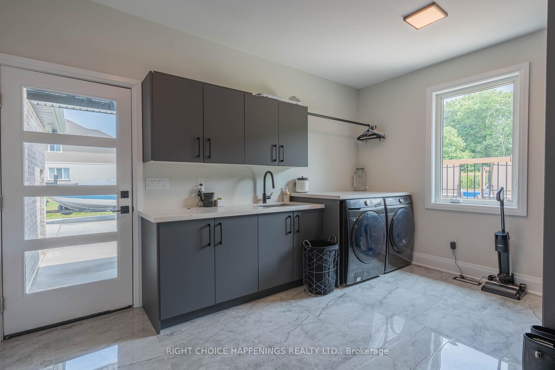 Photo 15 of 50935 Memme Court, Wainfleet, Marshville/Winger — HOMEH
