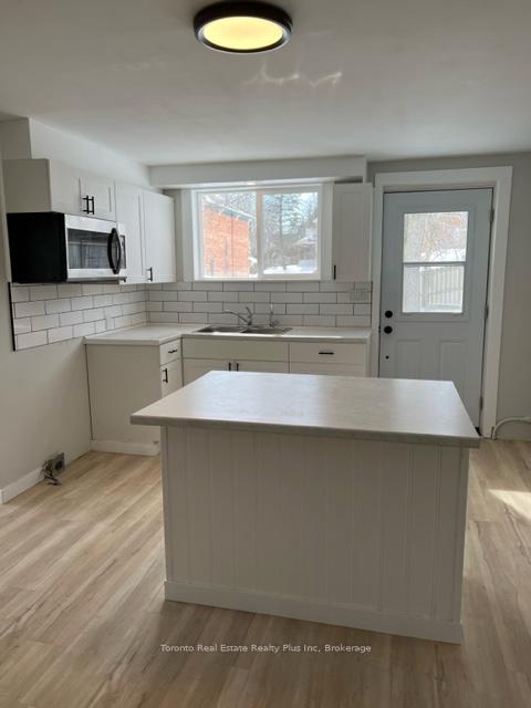 Photo 5 of Unit 2, 16 Huron Road, West Perth, Mitchell — HOMEH