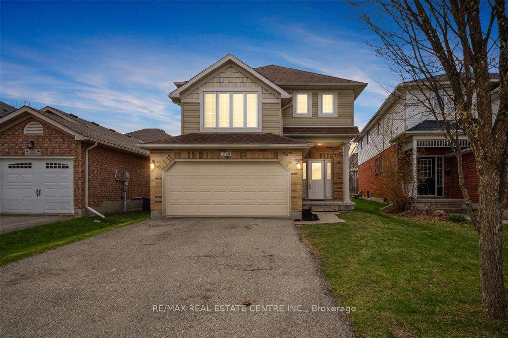 Photo 2 of 574 Windjammer Way, Waterloo — HOMEH
