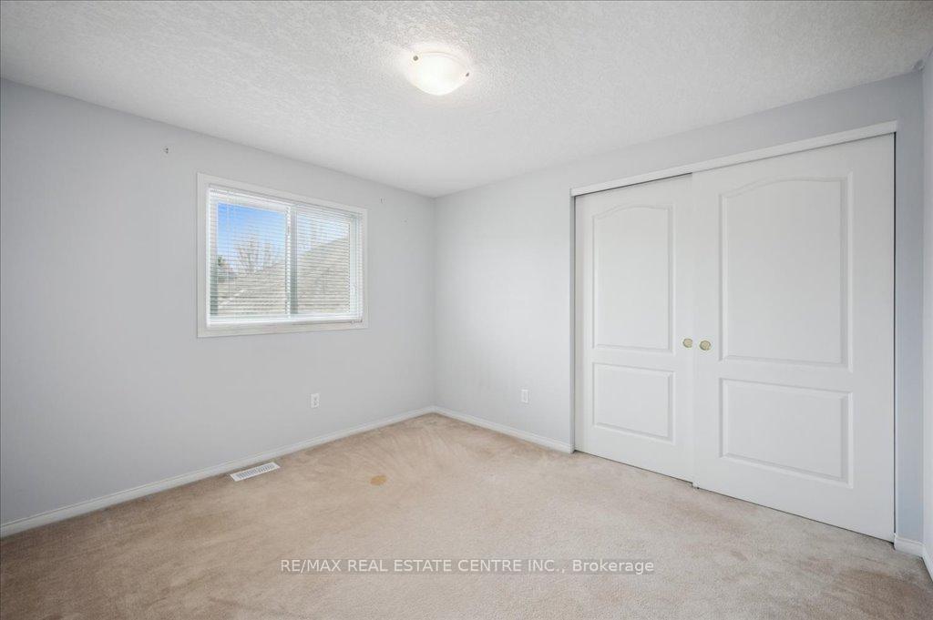 Photo 22 of 574 Windjammer Way, Waterloo — HOMEH