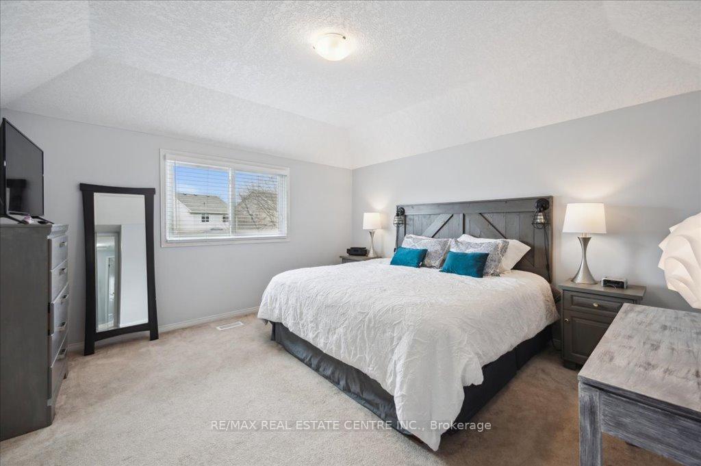 Photo 26 of 574 Windjammer Way, Waterloo — HOMEH